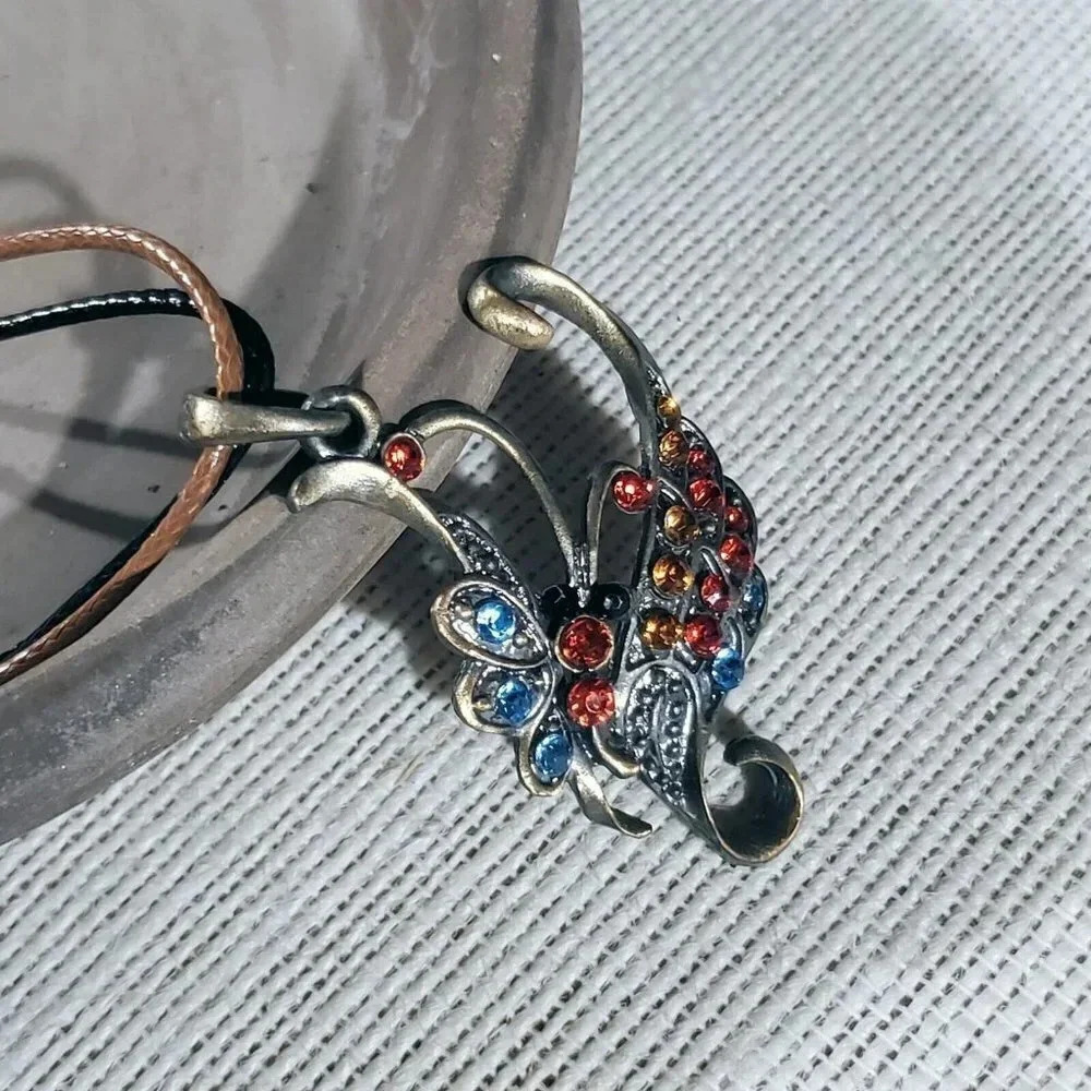 Rustic Antique Bronze Rhinestones Art Nouveau Pendant Necklace Vegan Leather - Picture 6 of 10